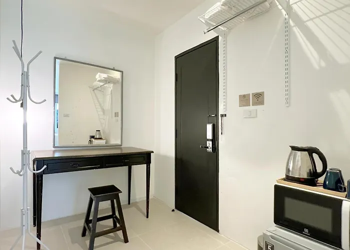 Albergue Chatel Samyan - Self Check-in